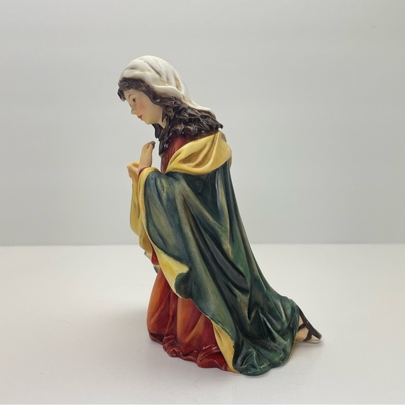 House of Lloyd Mary Nativity Porcelain Figure Christmas Around T… - Picture 2 of 11